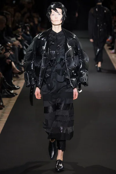 Look 22